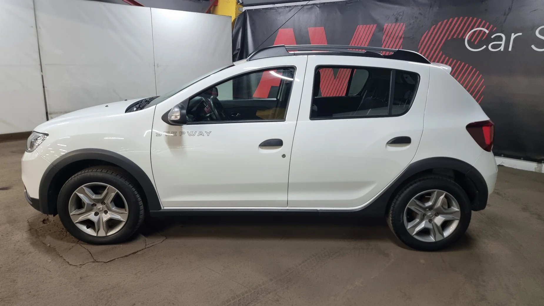 Renault Sandero Stepway photo